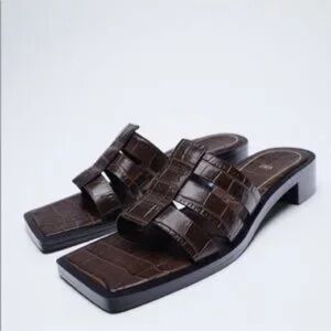 ZARA Dark Brown Crocodile Embossed Leather Square Toe Heeled Sandals Y2K
